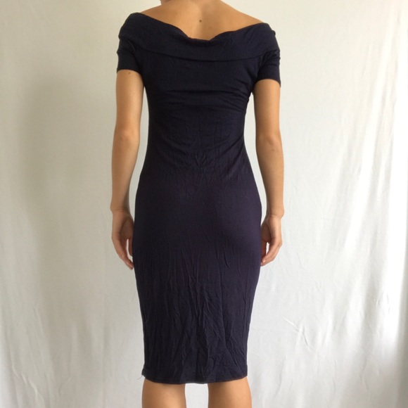 🌙off-shoulder dress🌙 - Picture 2 of 3